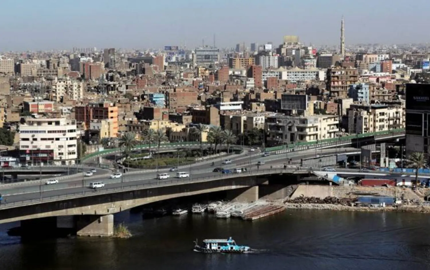 الوفاة يُرجح أن تكون ناجمة عن استنشاق كميات كبيرة من غاز الفريون نتيجة تسربه من نظام تكييف السيارة (أرشيفية - رويترز)