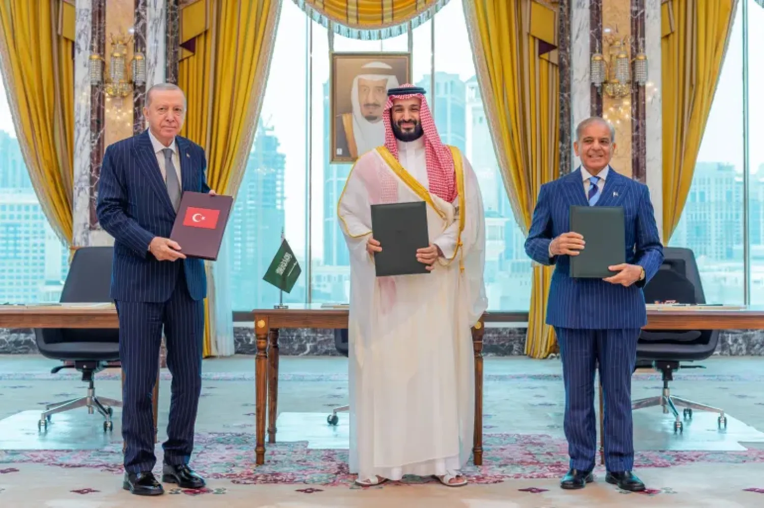 Trump, memnuniyetle karşıladığı Mekke Anlaşması’nı “büyük ve cesur bir adım” olarak nitelendirdi