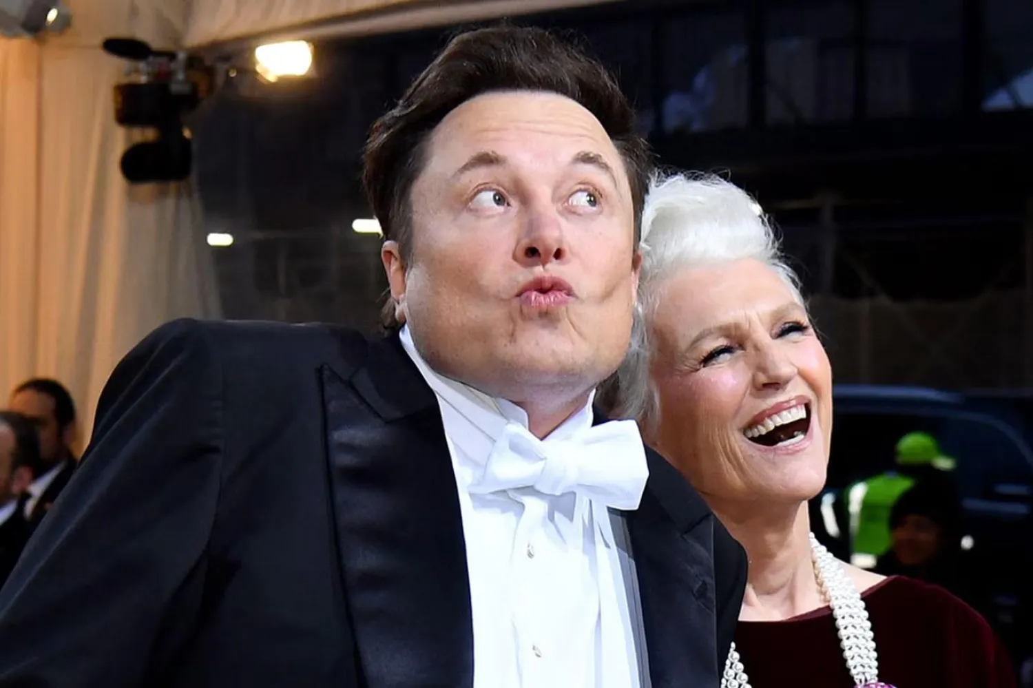 Maye Musk, Elon'un babası Errol'la 1970'te evlenmiş ve çift 9 yıl sonra boşanmıştı (AFP)