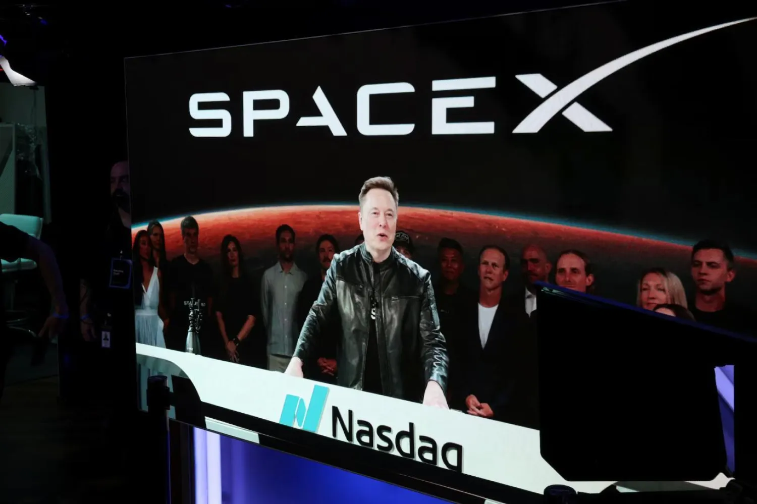 Nasdaq borsasında açılış zilinin çalındığı törene videoyla katılan Musk, "SpaceX'in başarılı olma ihtimalini yüzde 10'dan az görüyordum" demişti (Reuters)