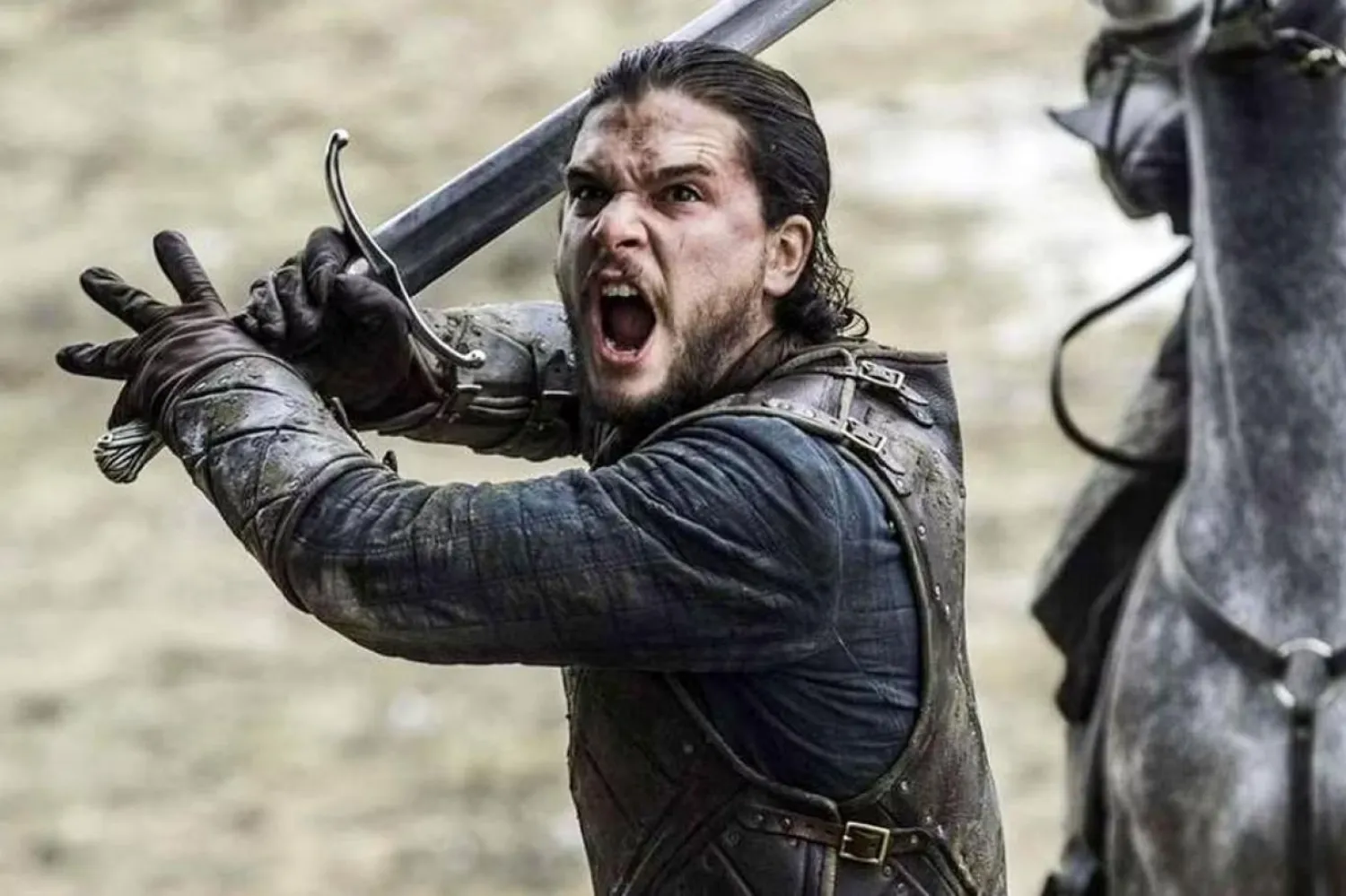 Kit Harington'ın Game of Thrones'da 2011'den 2019'a kadar canlandırdığı Jon Snow, Gece Nöbetçileri'nden Kuzey'in Kralı'na uzanan dramatik bir hikayenin merkezinde yer alıyordu (HBO)