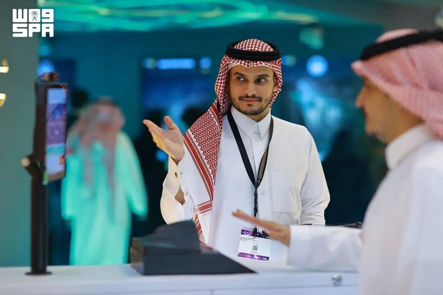 The General Directorate of Passports is showcasing the contactless e-gate at the Ministry of Interior’s pavilion during LEAP 2026. (SPA)