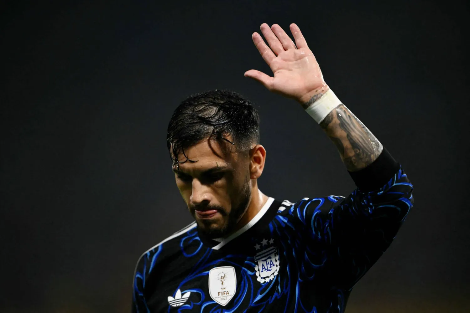 Argentina's midfielder #05 Leandro Paredes waves to supporters during a friendly football match between Argentina and Zambia at La Bombonera stadium in Buenos Aires on March 31, 2026. (AFP)