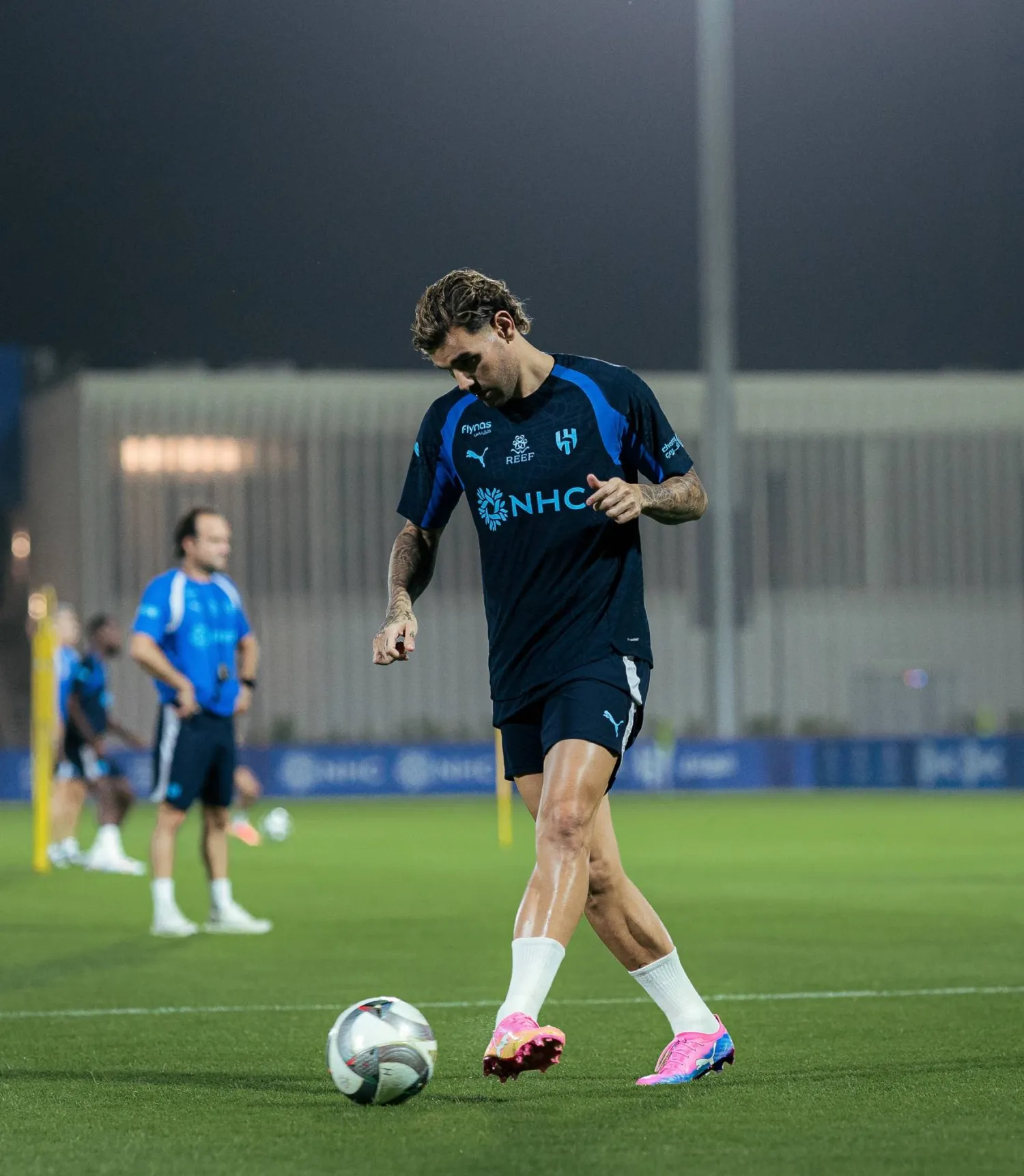 ثيو خلال التحضيرات (نادي الهلال)