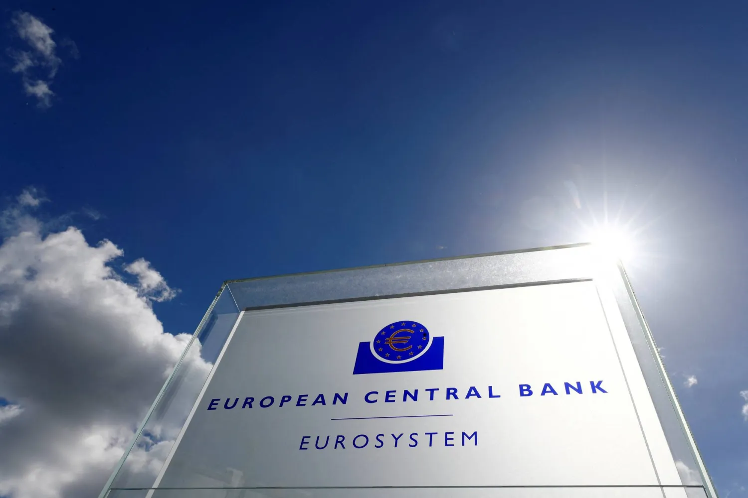 FILE PHOTO: The logo of the European Central Bank (ECB) is pictured outside its headquarters in Frankfurt, Germany, April 26, 2018. REUTERS/Kai Pfaffenbach/File Photo