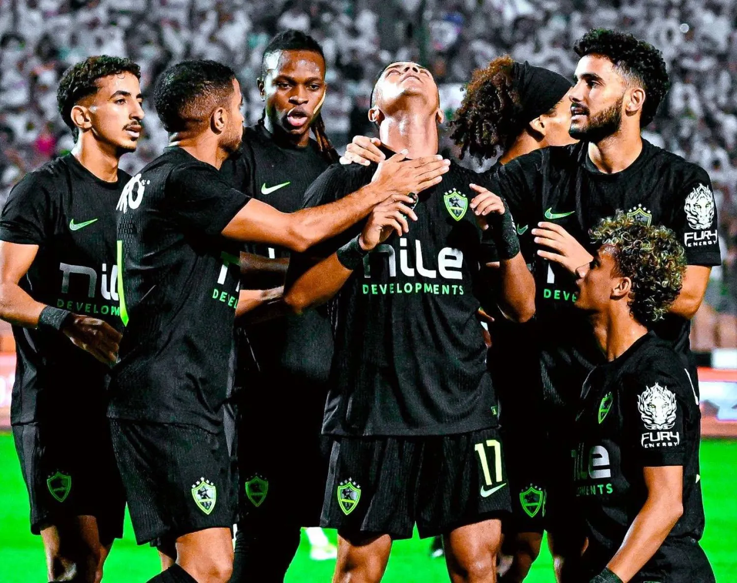 محمد شحاتة يحتفل بهدفه في المباراة (نادي الزمالك)