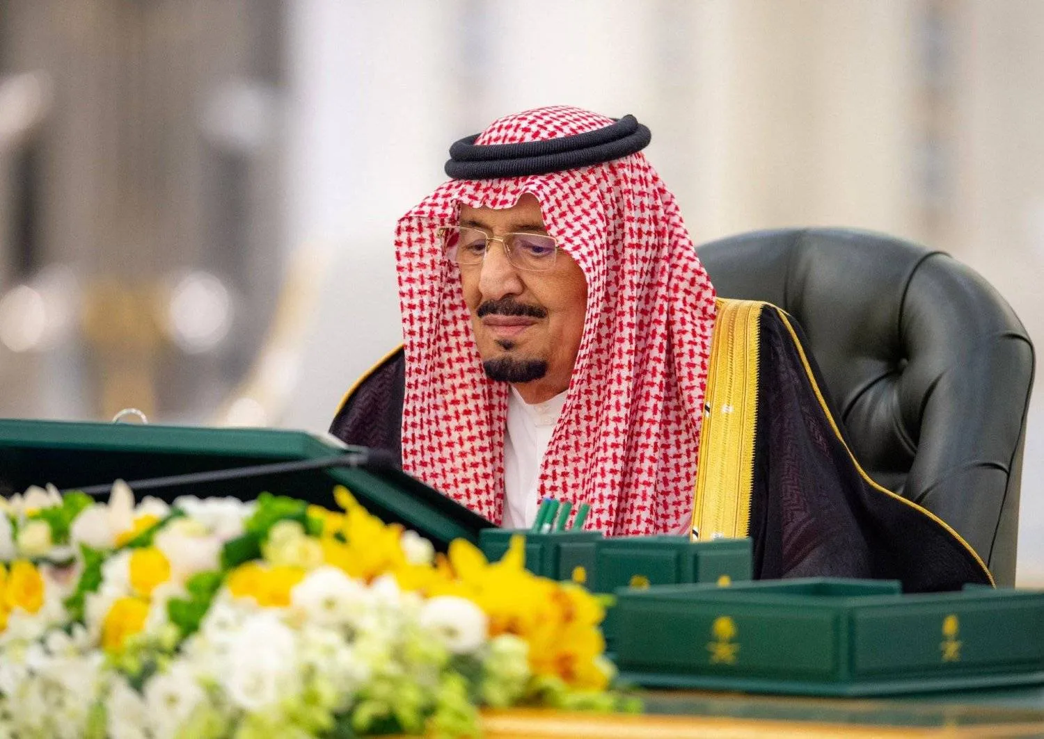 Custodian of the Two Holy Mosques King Salman bin Abdulaziz Al Saud chairs a cabinet meeting in Jeddah. (SPA file)