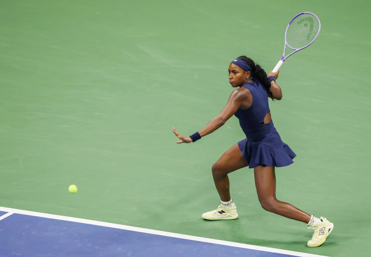 Coco Gauff of the USA in action against Iva Jovic of the USA during their Women’s Singles round 4 match of the US Open Tennis Championships at the USTA Billie Jean King National Tennis Center in Flushing Meadows, New York, USA, 07 September 2026.  EPA/BRIAN HIRSCHFELD