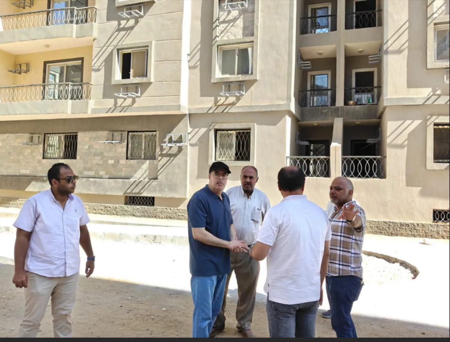 جولة لمسؤولين في وزارة الإسكان على مشاريع لمطورين في القاهرة الجديدة الشهر الحالي (صفحة وزارة الإسكان على فيسبوك)