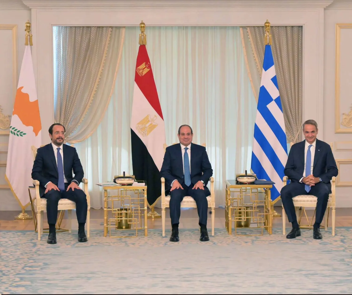 الرئيس المصري يستقبل نظيره القبرصي ورئيس الوزراء اليوناني في العلمين الثلاثاء (الرئاسة المصرية)