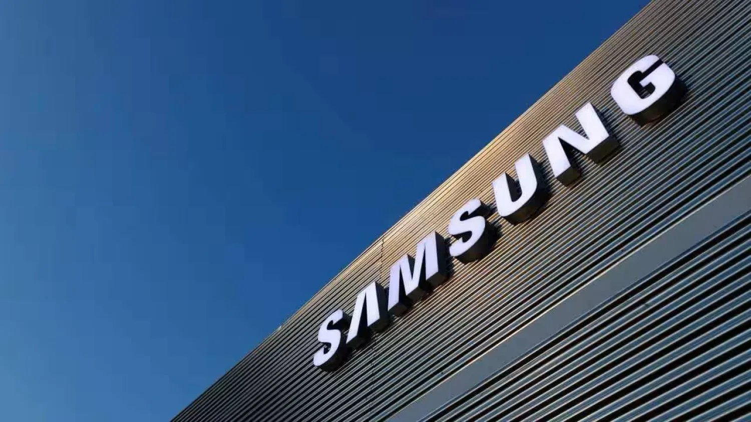 The logo of Samsung is seen on a building during the Mobile World Congress in Barcelona, Spain February 25, 2018. (Reuters)