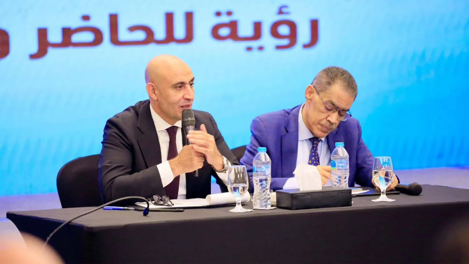 وزير التعليم خلال لقاء مع إعلاميين وخبراء (وزارة التربية والتعليم)