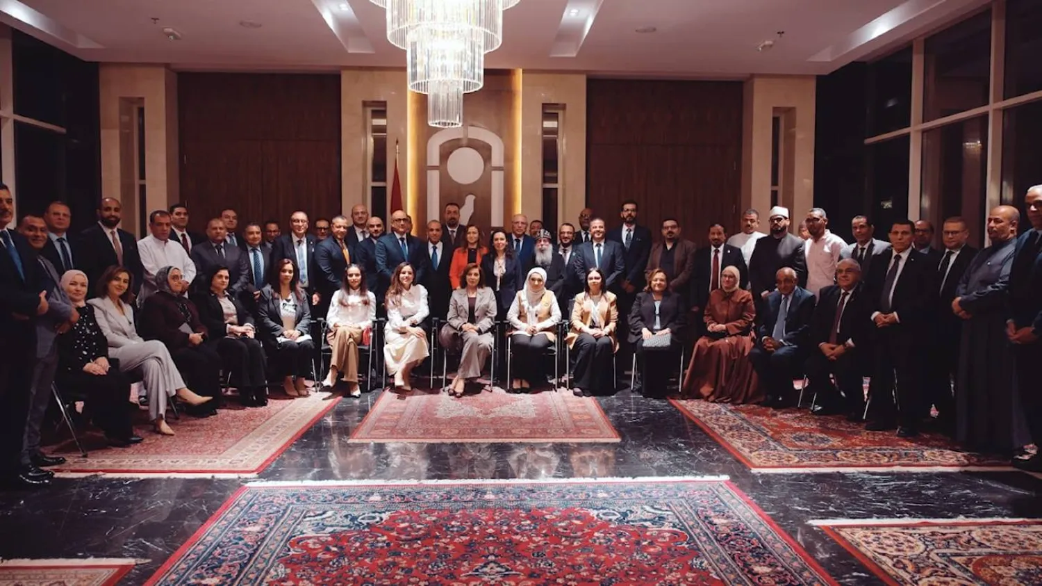 وزير الخارجية بدر عبد العاطي خلال لقاء سابق مع الجالية المصرية في الكويت شهر أبريل الماضي (الخارجية المصرية)