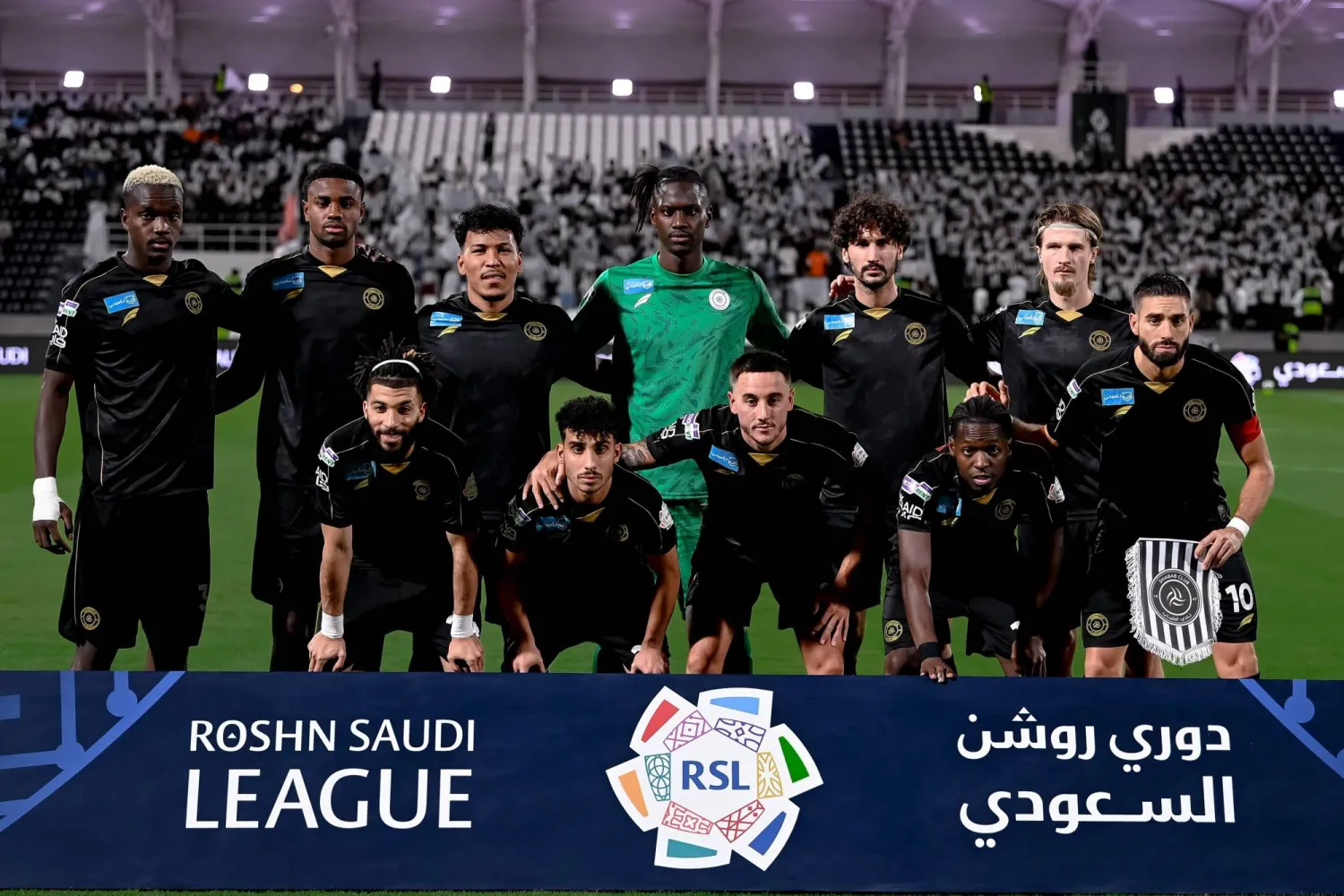 مدرب الشباب قال إنه يتفهم حالة الاستياء الجماهيري من النتائج (نادي الشباب) 