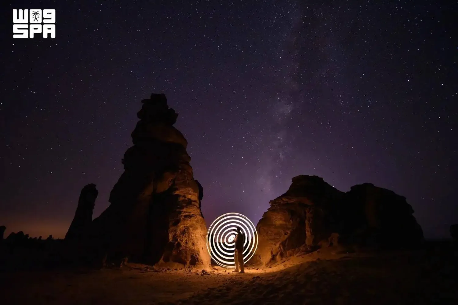 AlUla's skies and rock formations create striking natural scenes that attract visitors and astrotourism enthusiasts. (SPA)