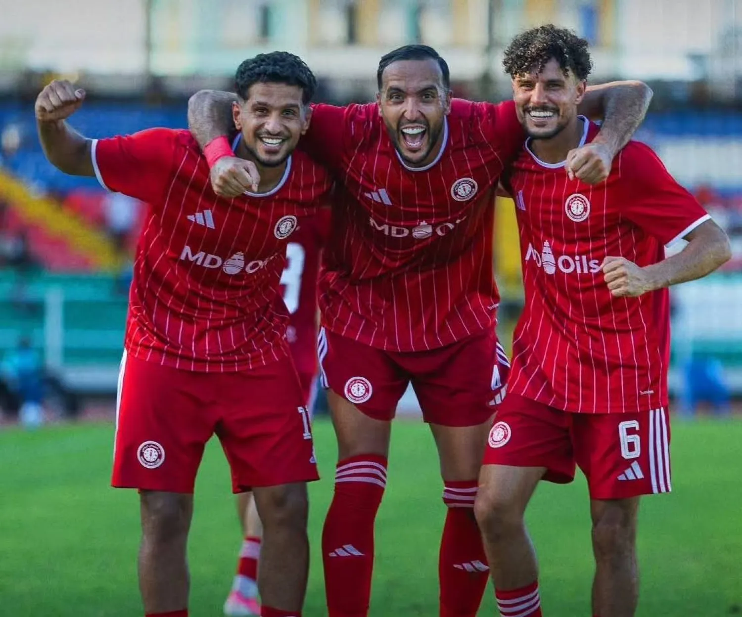 لاعبو السويحلي الليبي يحتفلون بالفوز في زنجبار (نادي السويحلي)