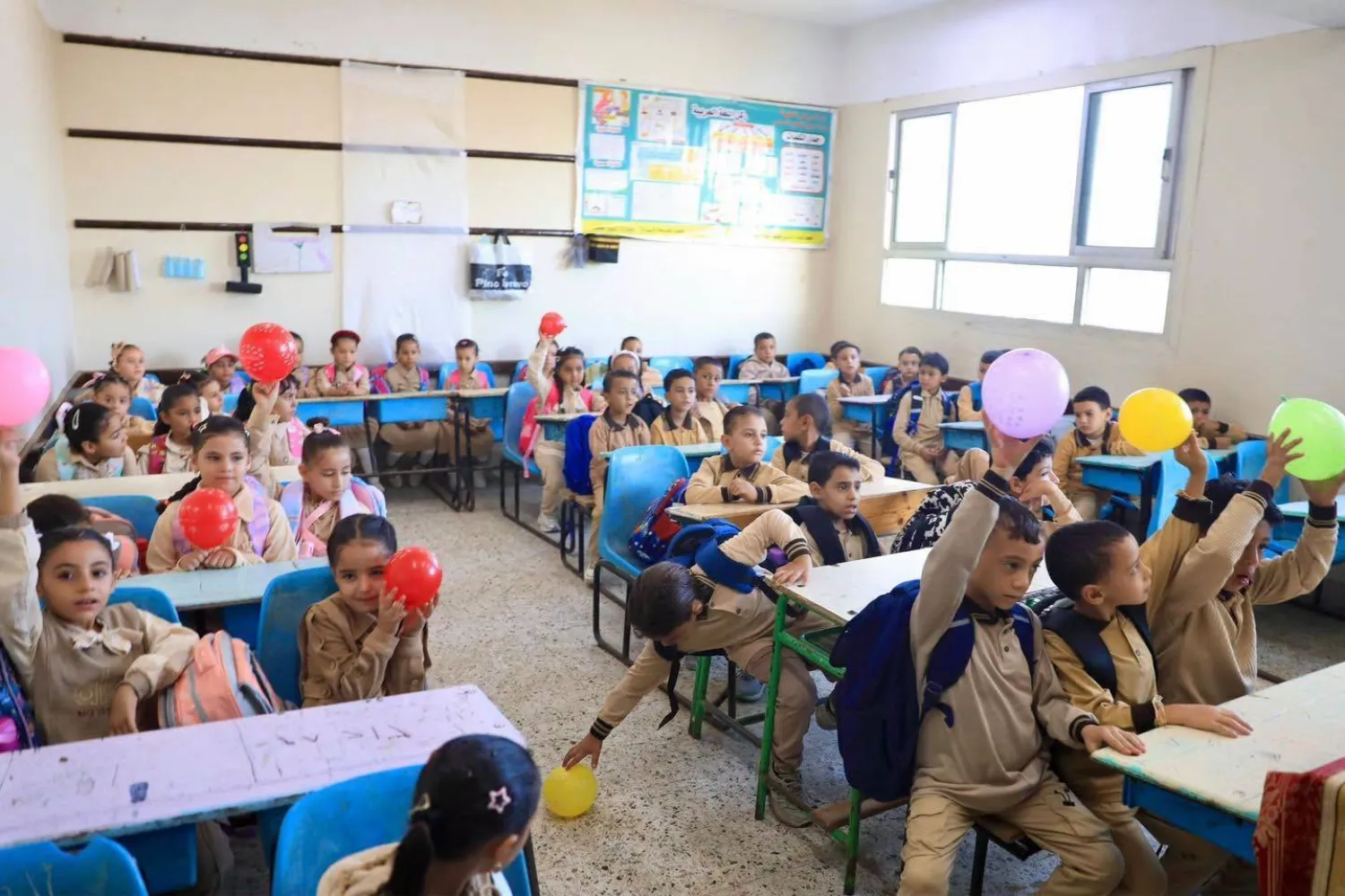 فصل داخل مدرسة حكومية خلال جولة الوزير (وزارة التربية والتعليم)