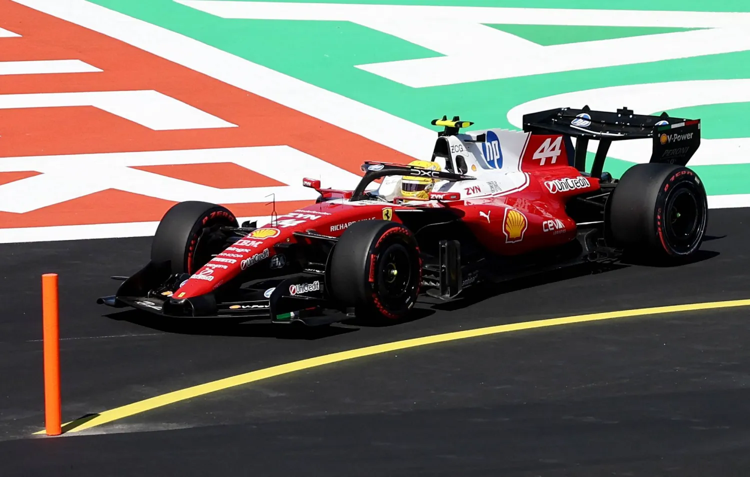  Formula One F1 - Spanish Grand Prix - Madring, Madrid, Spain - September 13, 2026 Ferrari's Lewis Hamilton in action during the race. (Reuters)