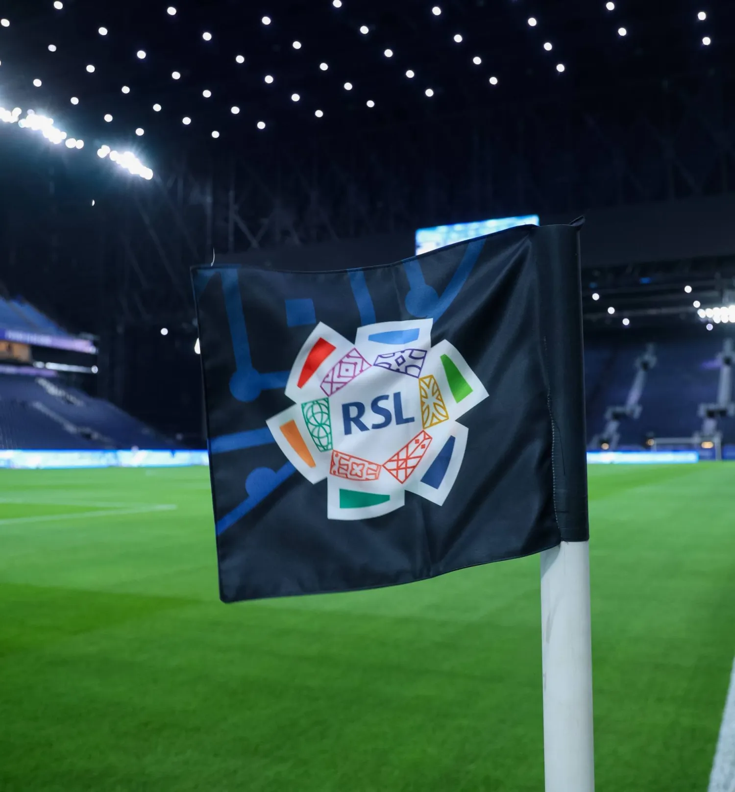 الرابطة أبدت استنكارها للأحداث التي شهدتها مباراة الهلال والتعاون (الشرق الأوسط)