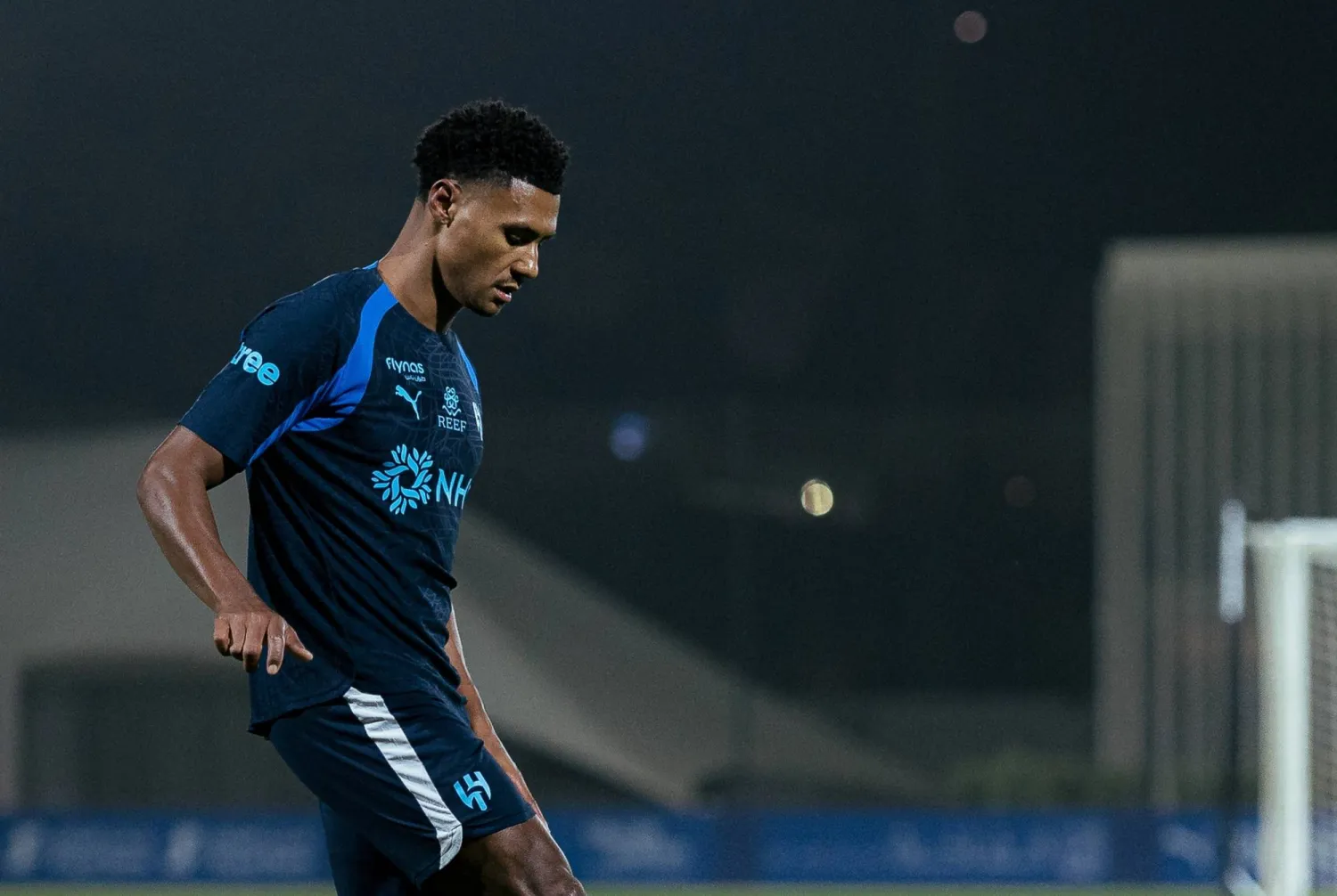يغيب واتكينز عن لقاء الهلال بنظيره الغرافة القطري (نادي الهلال) 