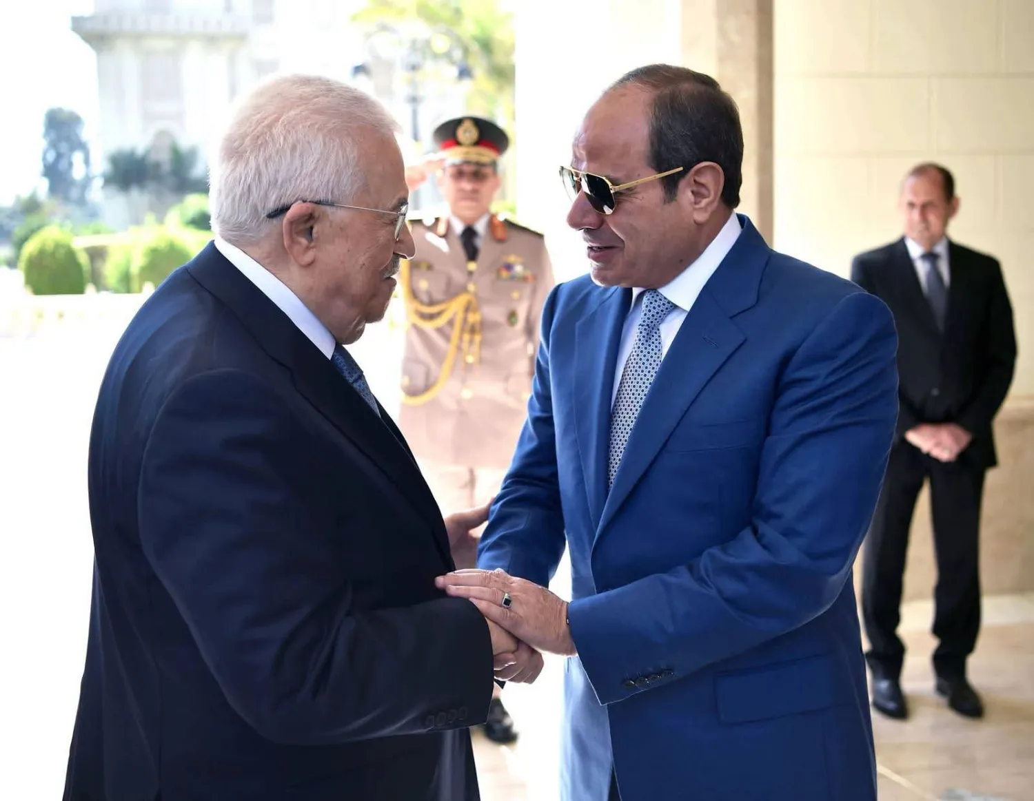 الرئيس المصري أكد لنظيره الفلسطيني الأربعاء دعم بلاده للسلطة الوطنية الفلسطينية (الرئاسة المصرية)