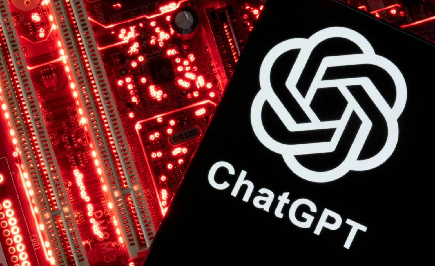 أطلقت الشركة منصة ذاتية تتيح للشركات والوكالات إدارة الحملات الإعلانية مباشرة داخل «ChatGPT» (رويترز)