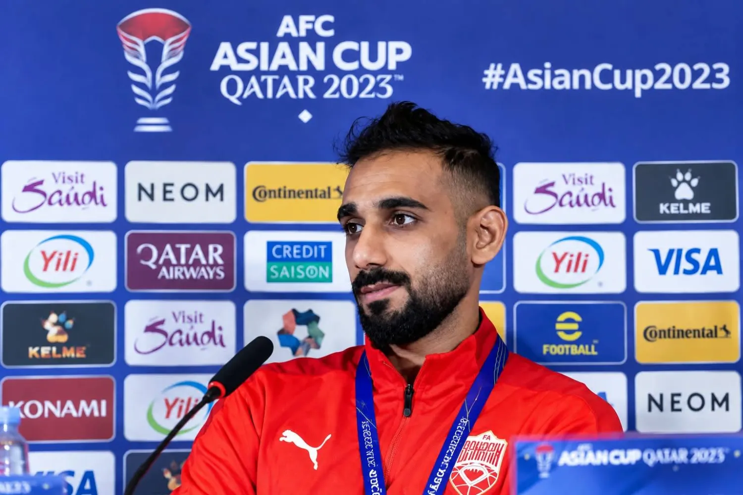 علي مدن جناح منتخب البحرين (منتخب البحرين)