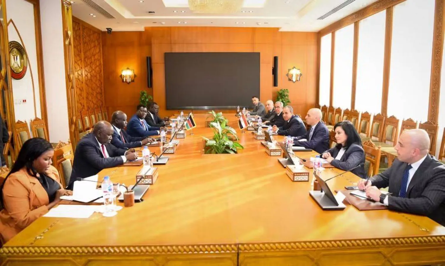 محادثات وزير الخارجية المصري مع نظيره الجنوب سوداني في القاهرة ديسمبر 2025 (الخارجية المصرية) 