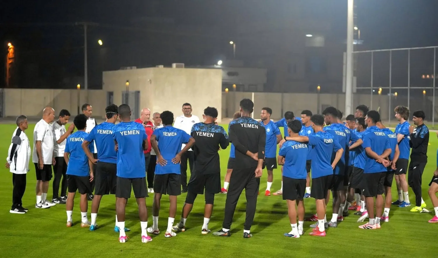 يطمح المنتخب اليمني إلى «تطوير» مشاركته في مسابقات كأس الخليج لكرة القدم (منتخب اليمن)