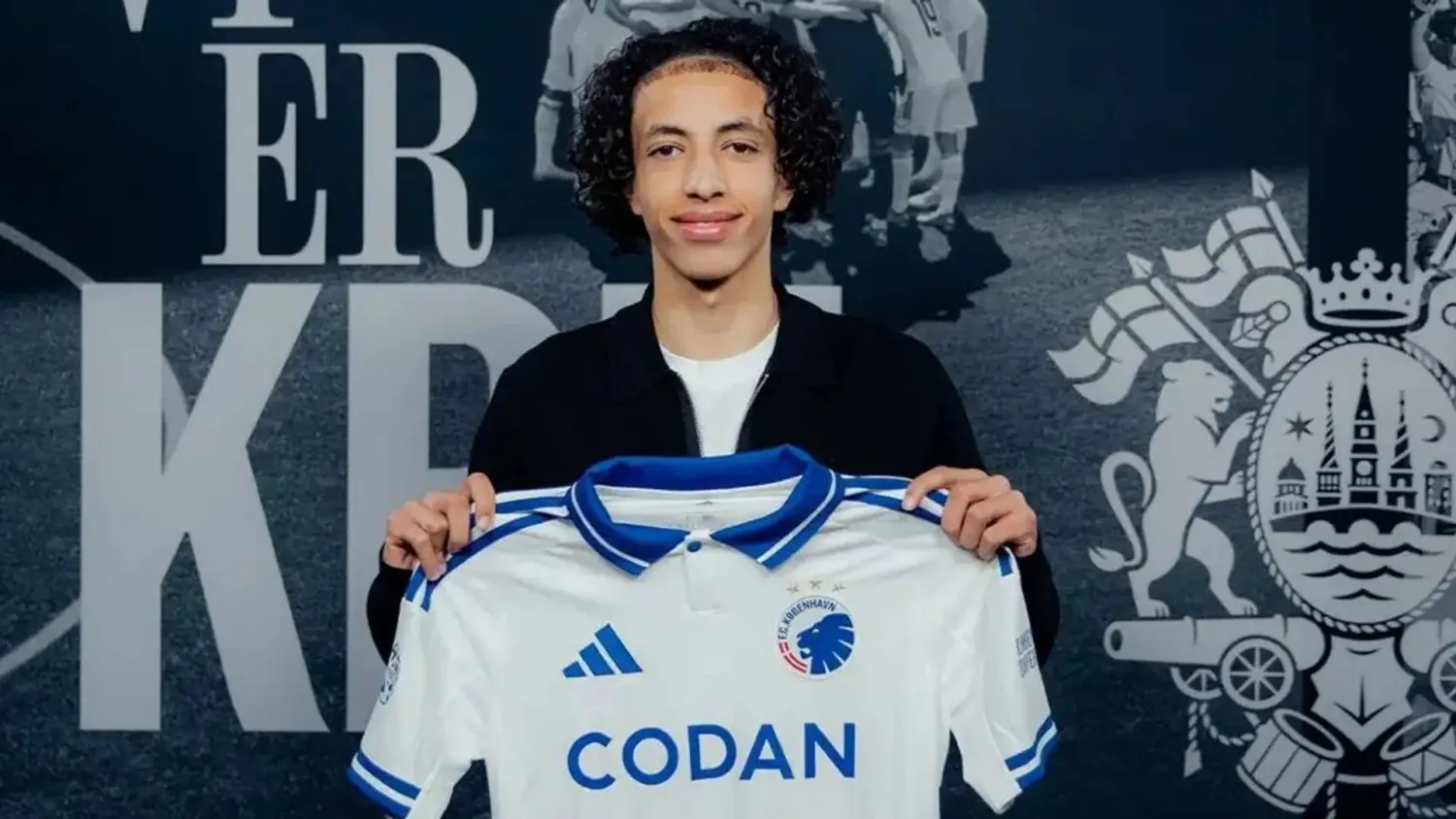 لاعب الوسط المغربي الشاب إلياس هويرة (نادي كوبنهاغن)