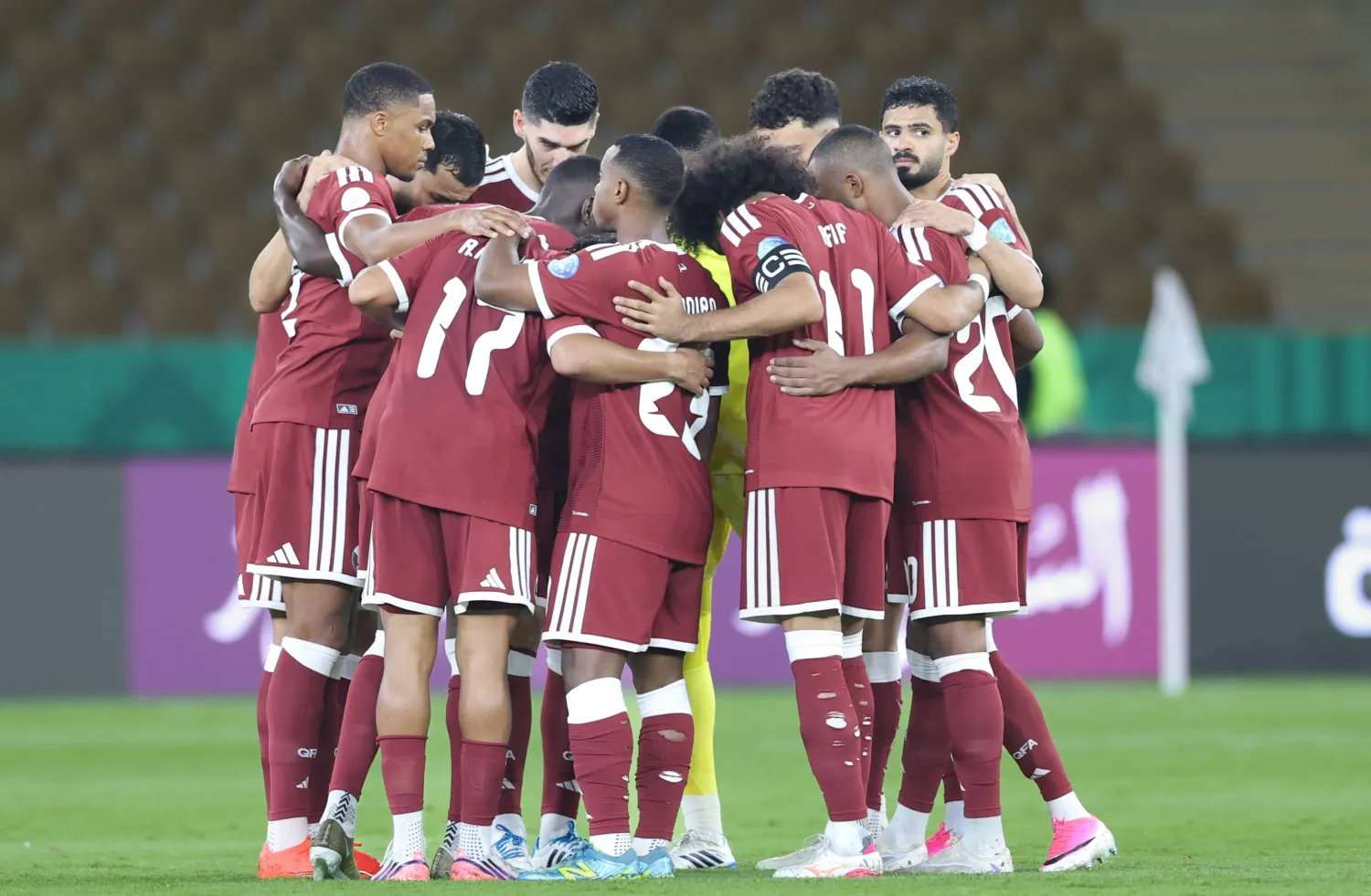 منتخب قطر جاوز ظروف النقص العددي وسجل بداية مثالية (الاتحاد القطري) 