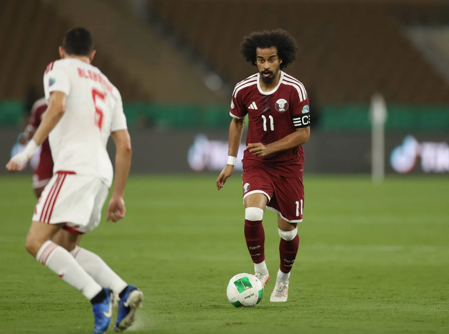 أكرم عفيف نجم منتخب قطر (تصوير: عدنان مهدلي) 
