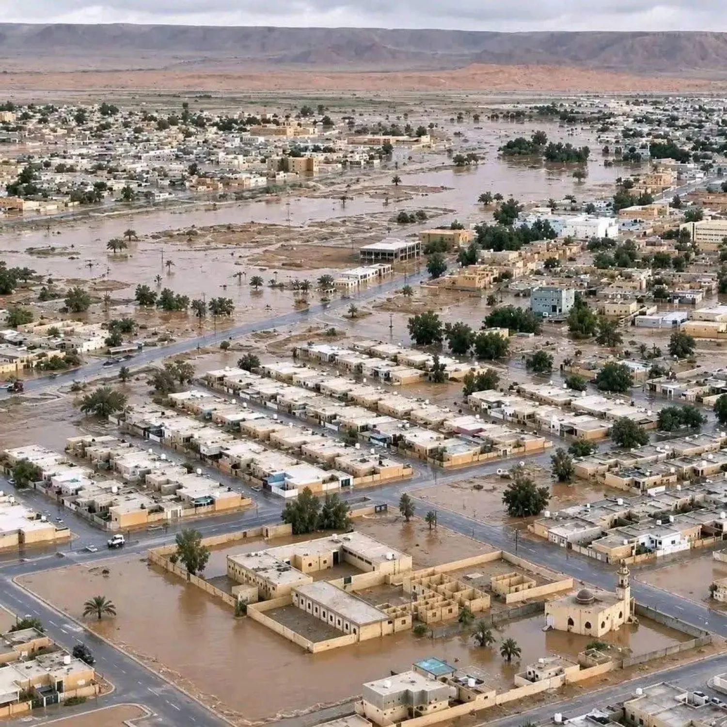 مياه السيول تغمر مدينة مزدة الليبية (صفحات موثوقة على مواقع التواصل الاجتماعي)