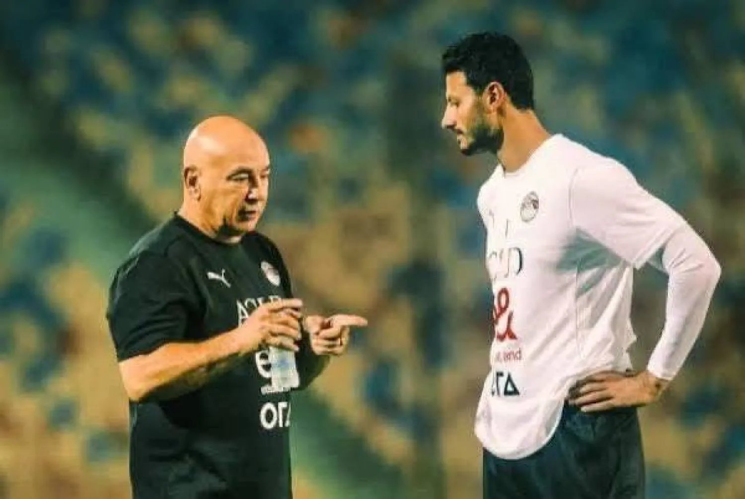 محمد الشناوي مع حسام حسن (الاتحاد المصري لكرة القدم)