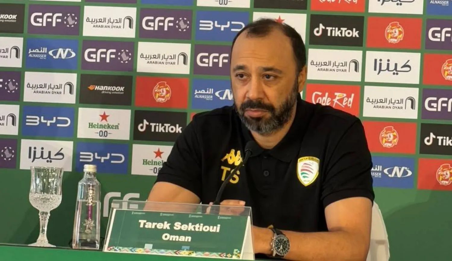 المغربي طارق السكتيوي مدرب المنتخب العماني (الشرق الأوسط) 