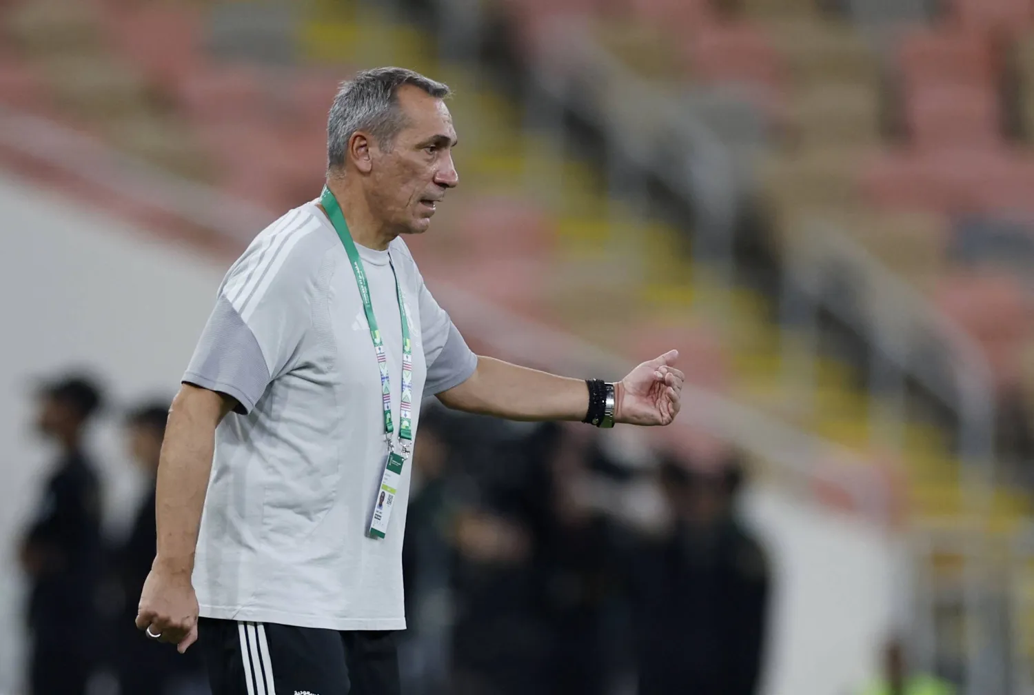 جيورجيوس دونيس (رويترز)