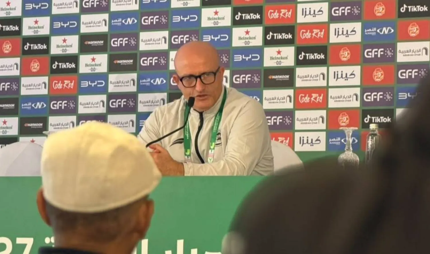الجزائري نور الدين ولد علي مدرب المنتخب اليمني (الشرق الأوسط)