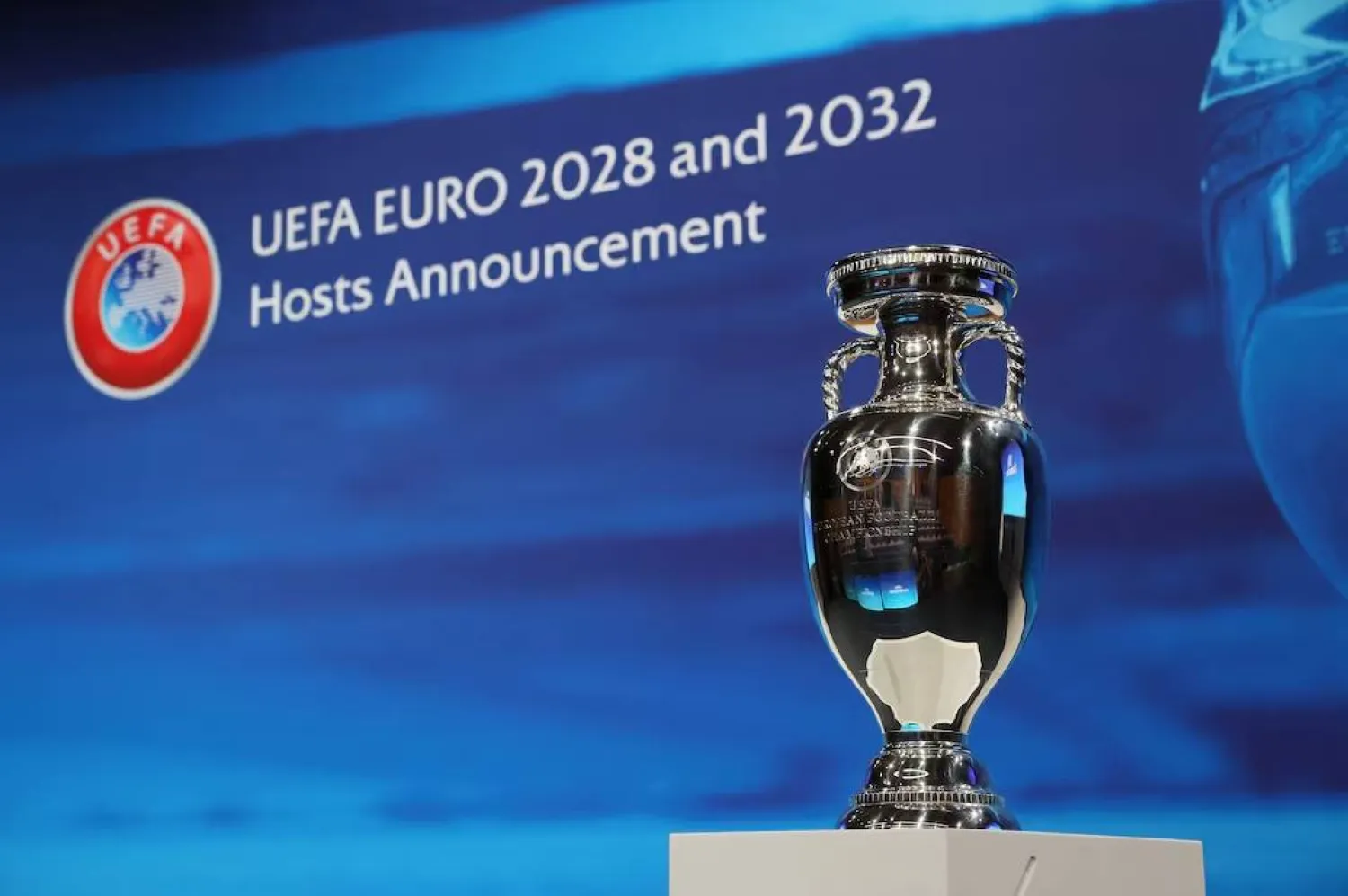 إيطاليا ترشّح 14 ملعباً لاستضافة مباريات يورو 2032 (رويترز)