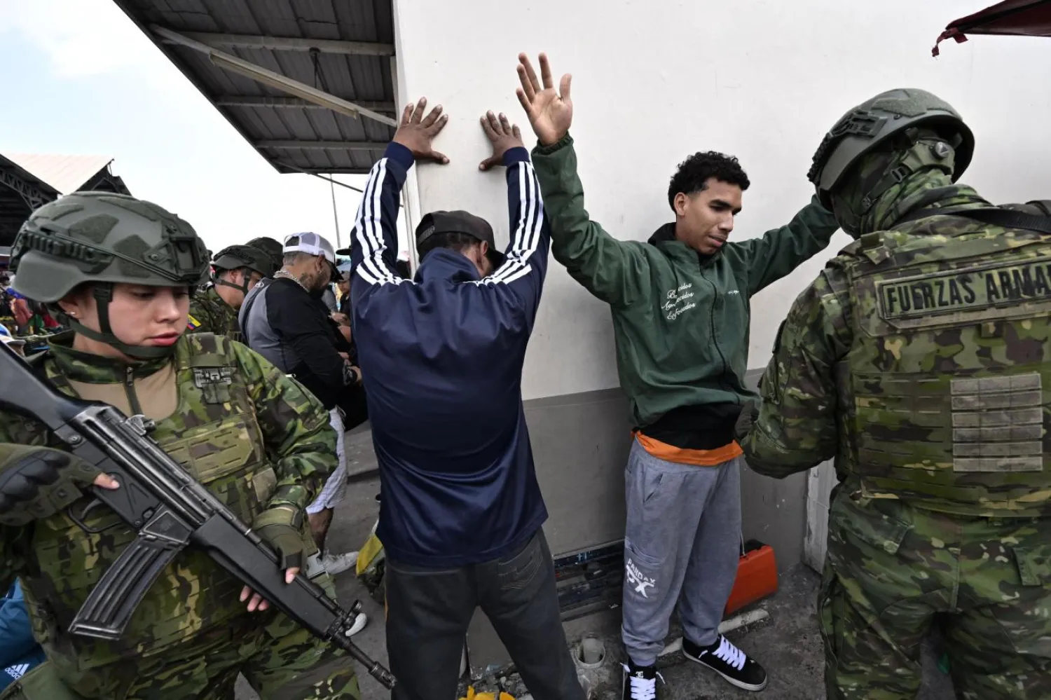 ABD ordusu, Ekvador başta olmak üzere Güney Amerika'daki uyuşturucu baskınlarına son dönemde daha fazla destek vermeye başladı (AFP)