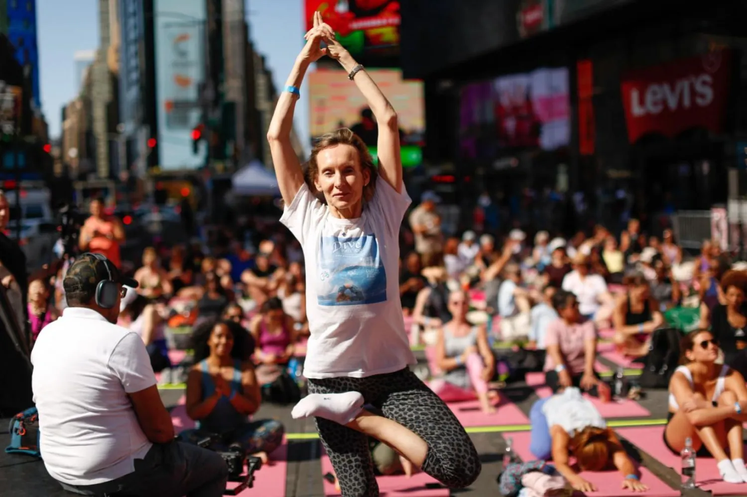 Yoga ve diğer düşük yoğunluklu egzersizleri yapmak, kanser hastaları için olumlu bir fark yaratmaya yeterli. Yıllardır süren araştırmalar, fiziksel egzersizin hastaların yaşam kalitesini artırabileceğini gösteriyor (AFP)