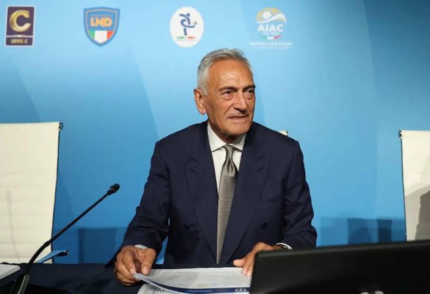 جيوفاني مالاغو رئيس الاتحاد الإيطالي لكرة القدم (رويترز)