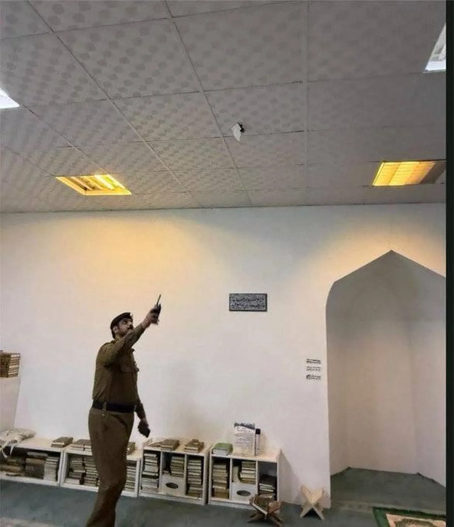 Suudi Arabistan: Asir bölgesine düşen balistik füze önleme parçaları bir kişinin yaralanmasına yol açtı