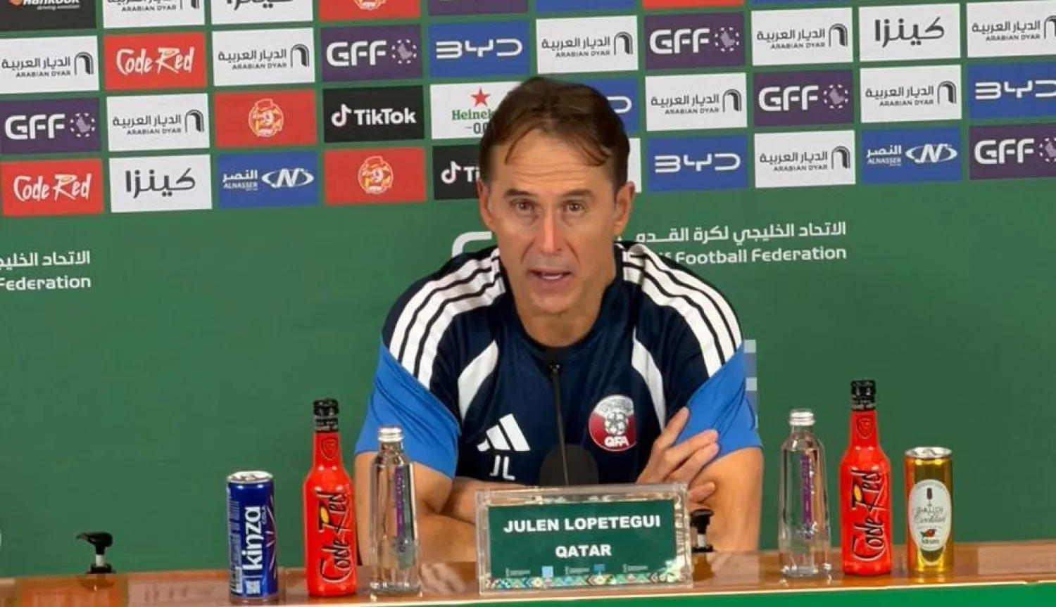 الإسباني جوليان لوبيتيغي مدرب المنتخب القطري (الشرق الأوسط)