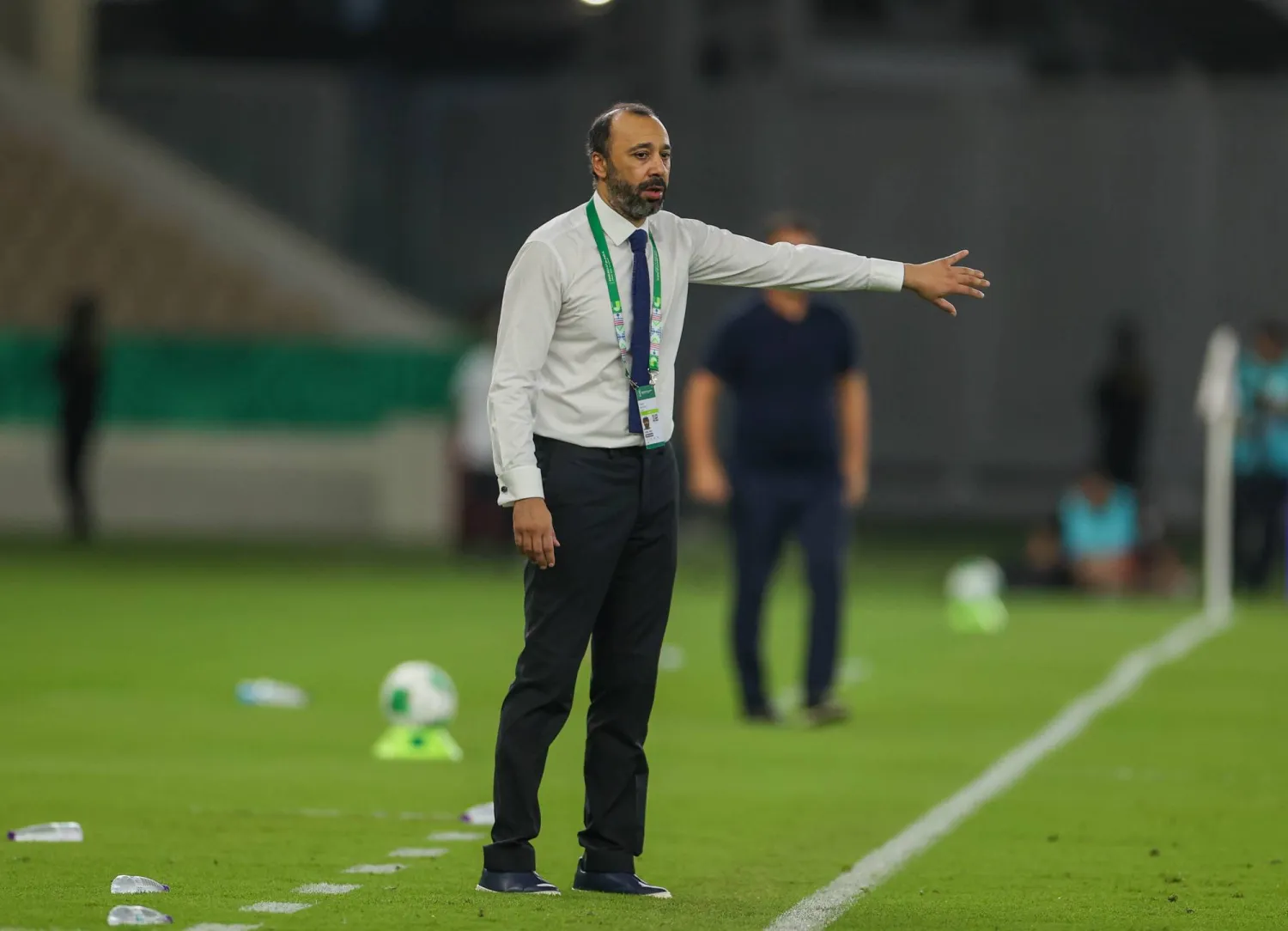 طارق السكتيوي، مدرب المنتخب العُماني (تصوير: عدنان مهدلي) 