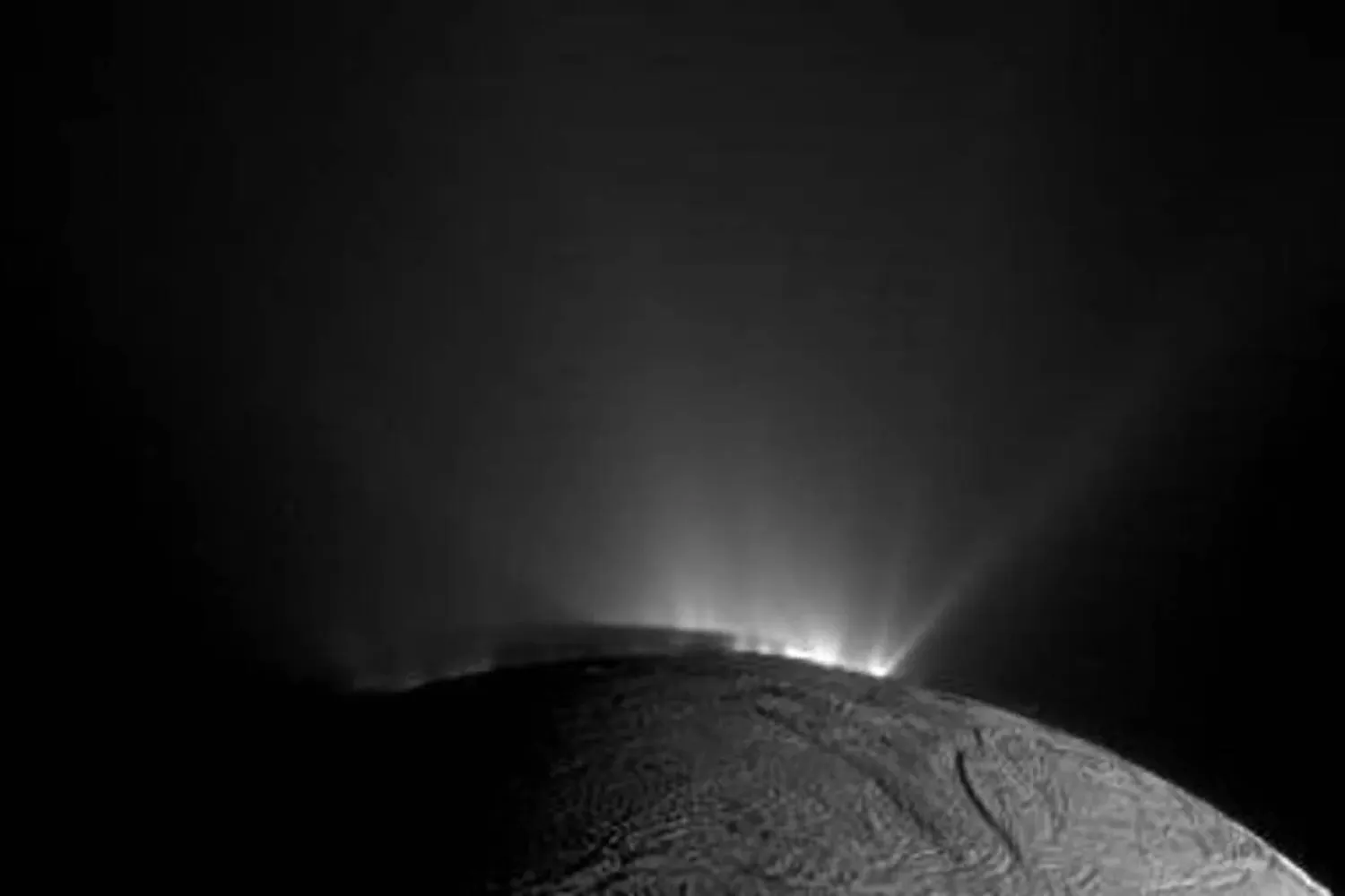 NASA’s Cassini spacecraft captured this image of Enceladus on Nov. 30, 2010. The shadow of the body of Enceladus on the lower portions of the jets is clearly visible (NASA/JPL-Caltech/Space Science Institute)