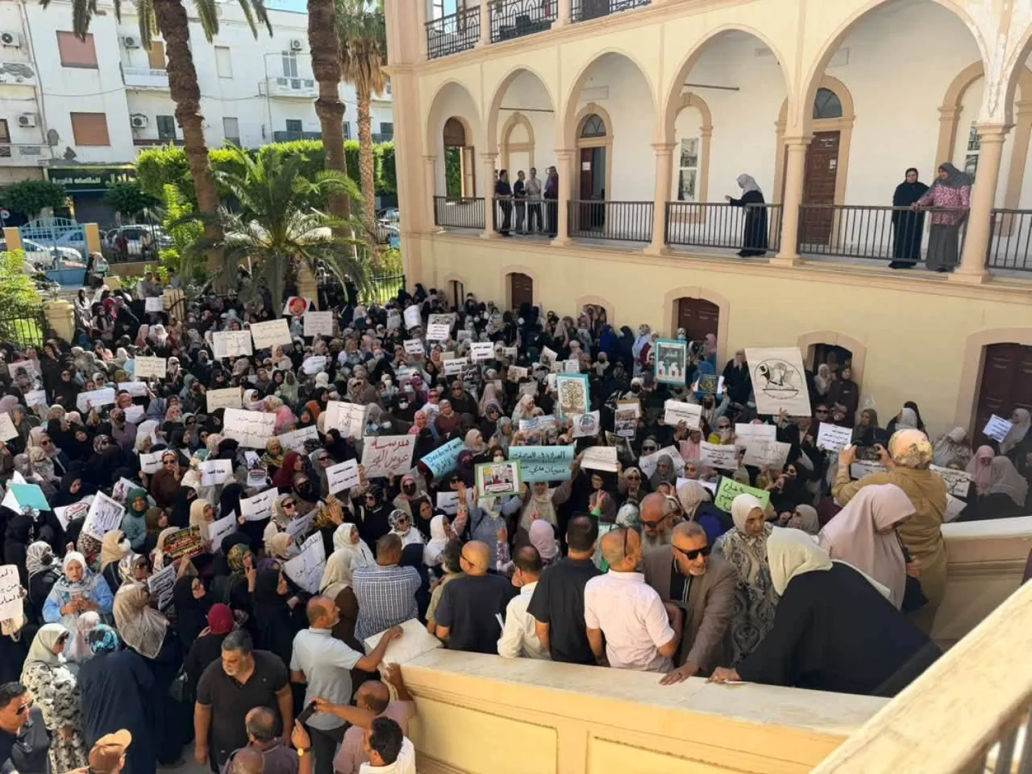 جانب من إضراب المعلمين في طرابلس الأحد (نقابة معلمي طرابلس المركز)