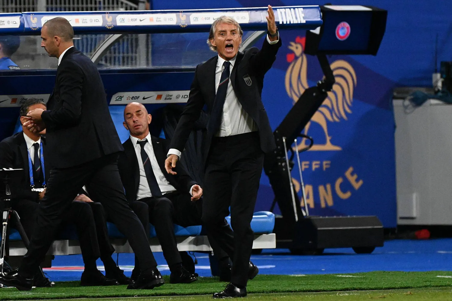 روبرتو مانشيني المدير الفني للمنتخب الإيطالي (د.ب.أ)