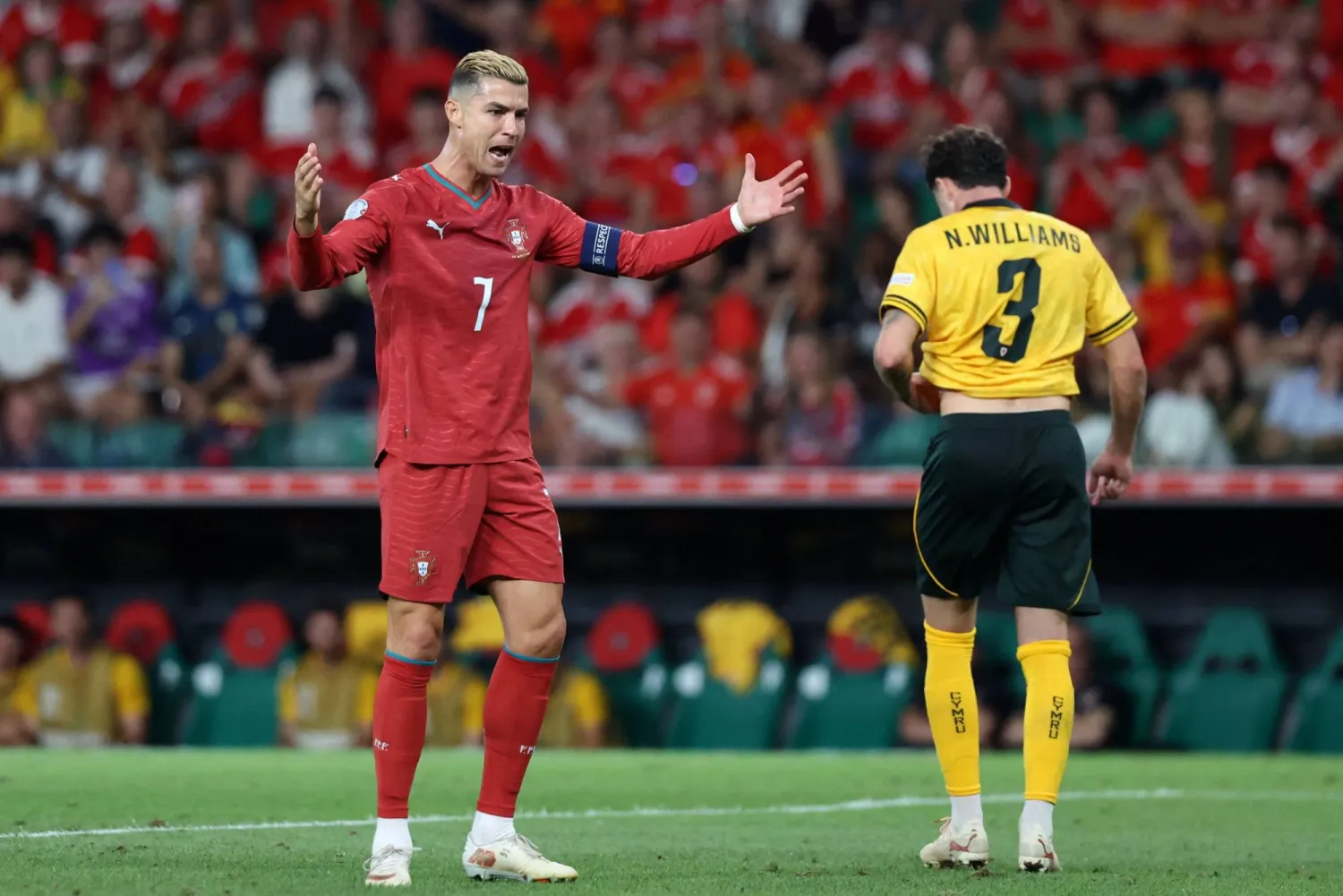 هل يعود كريستيانو رونالدو إلى صفوف المنتخب البرتغالي؟ (أ.ف.ب)