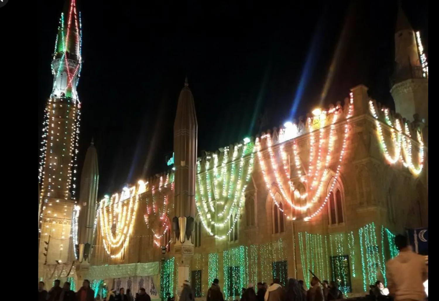 احتفالات سنوية بمولد الإمام الحسين (فيسبوك)