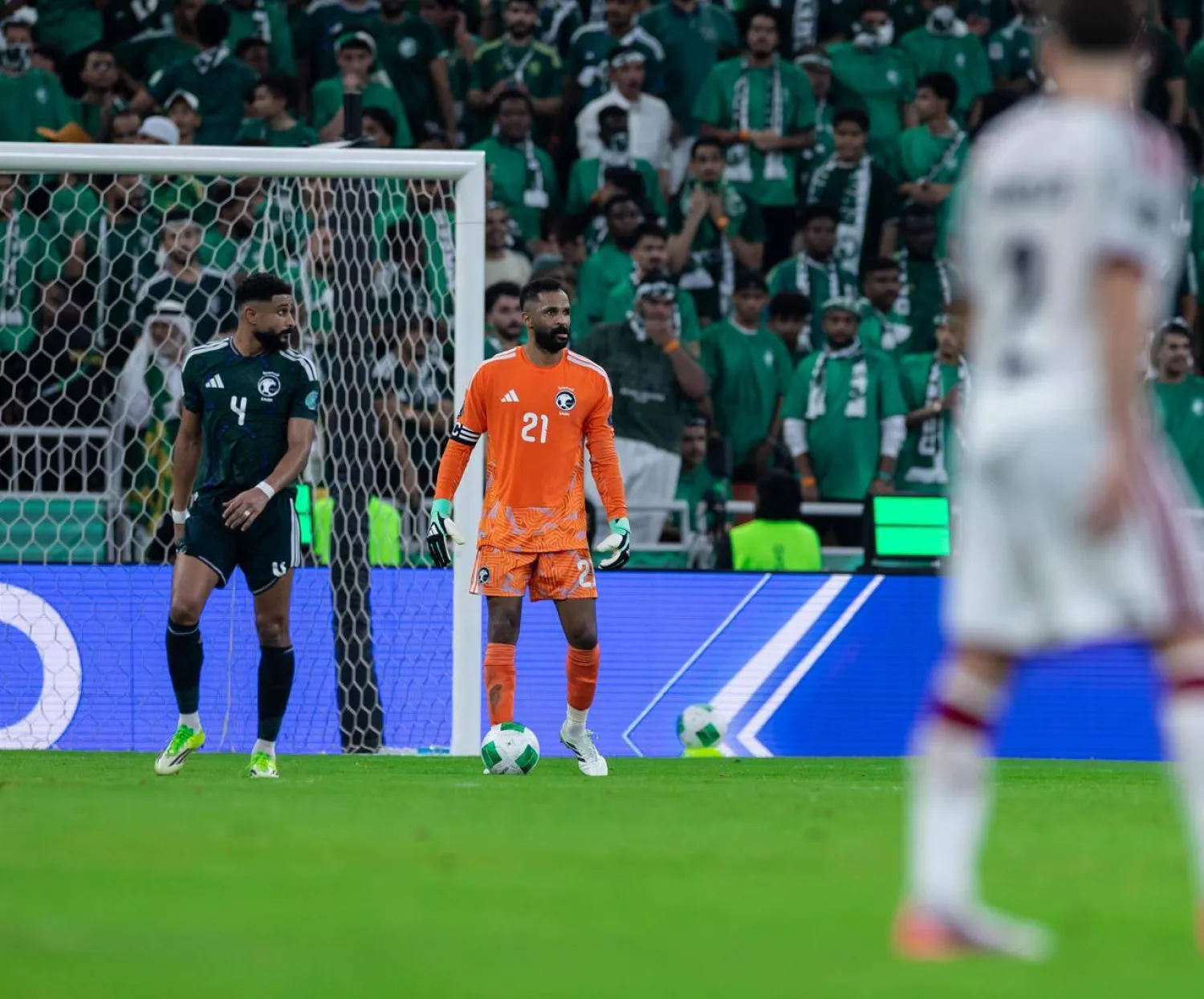 محمد العويس أصبح رابع قائد سعودي يرفع لقب كأس الخليج (المنتخب السعودي)